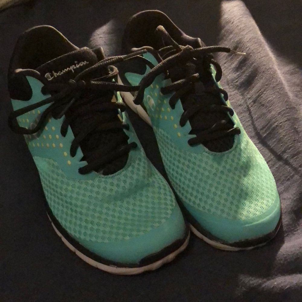 Almost brand new champion tennis shoes